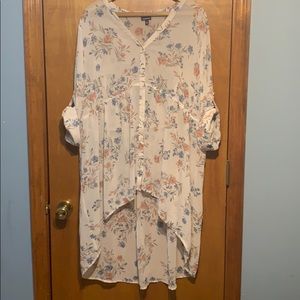 ♥️Torrid Floral High Low Tunic White Size 3